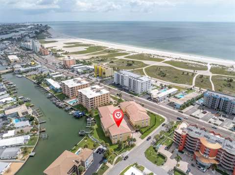 11595 Gulf Boulevard #1, pool for sale in Treasure Island