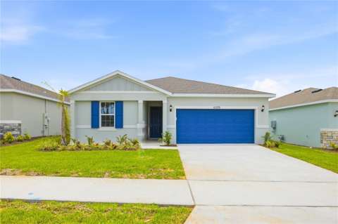 6205 Sanders Grove Circle, home for sale in Okahumpka 34762