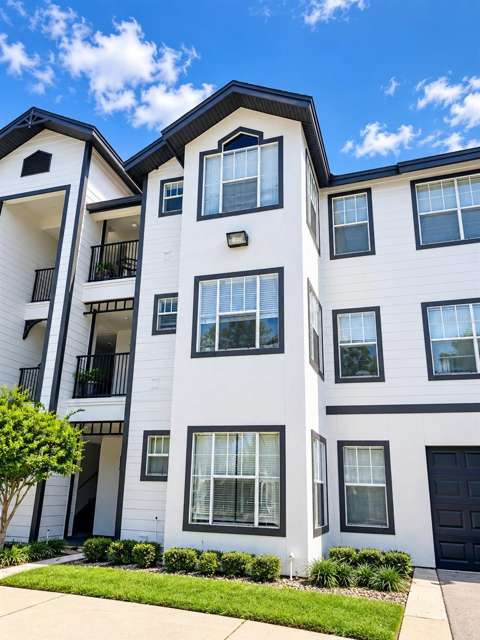2203 Key West Court #422, starter home for sale in Kissimmee