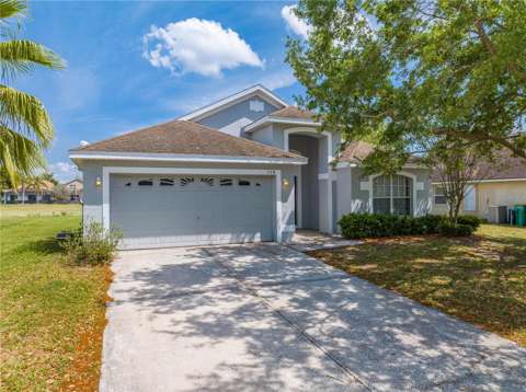 119 Southampton Drive, golf community for sale in Kissimmee