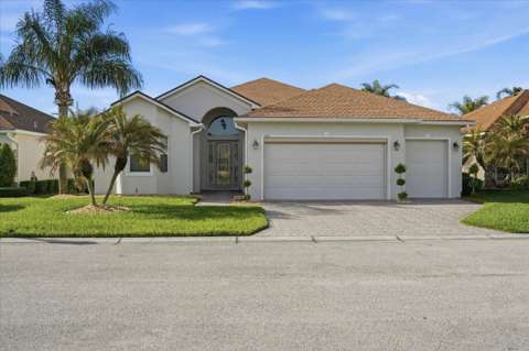 4193 Stone Creek Loop, gated community for sale in Lake Wales