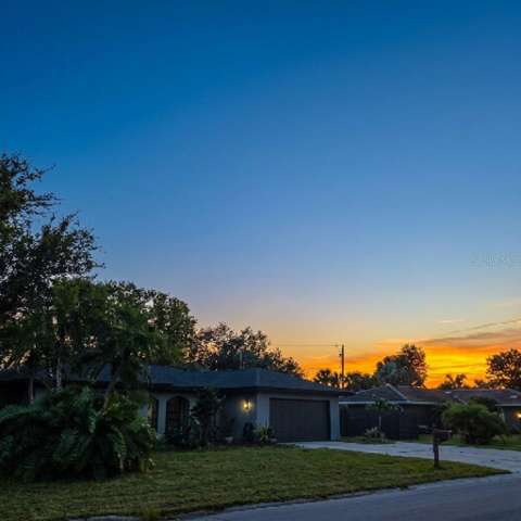1801 Mid Ocean Circle, home for sale in Sarasota 34239