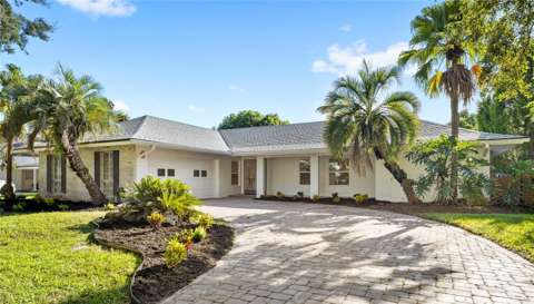 618 Blairshire Circle, pool for sale in Winter Park