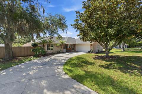 17522 Hillside Drive, pool for sale in Montverde