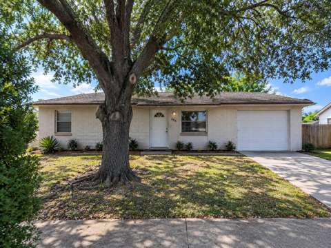 444 Lake Opal Court, starter home for sale in Apopka
