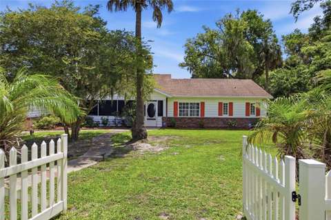 1100 N Palmetto Street, waterfront for sale in Leesburg