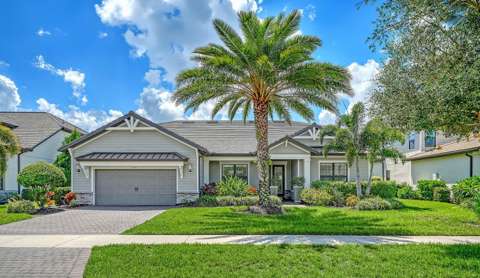 7997 Grande Shores Drive, pool for sale in Lakewood Ranch