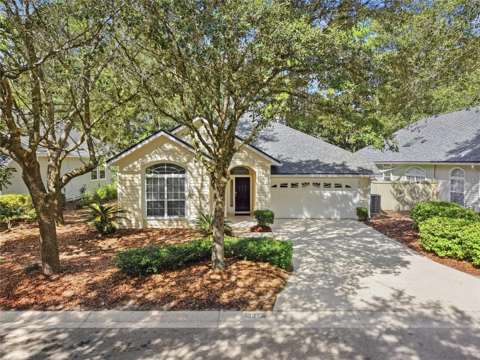 3014 SW 98Th Way, golf community for sale in Gainesville