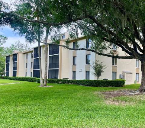 1423 Pine Glen Lane #H2, home for sale in Tarpon Springs 34688