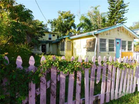 911 12Th Avenue, home for sale in Bradenton 34205