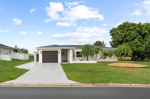 30 Oakland Hills Court, starter home for sale in Rotonda West