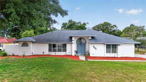 33913 Sabal Way, pool for sale in Leesburg