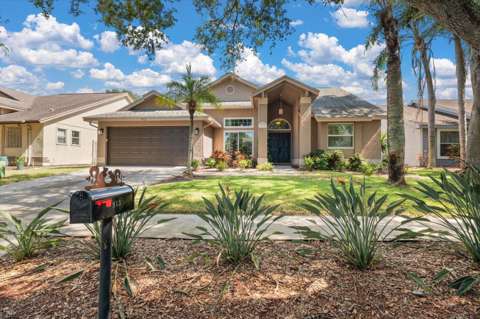 913 Westwinds Boulevard, pool for sale in Tarpon Springs
