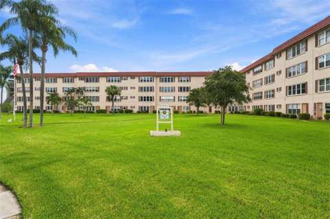 9950 62Nd Terrace #408, starter home for sale in St. Petersburg