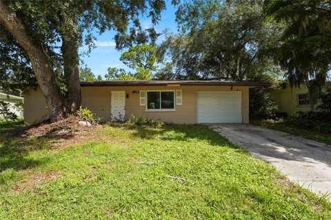 4923 Brookmeade Drive, home for sale in Sarasota 34232