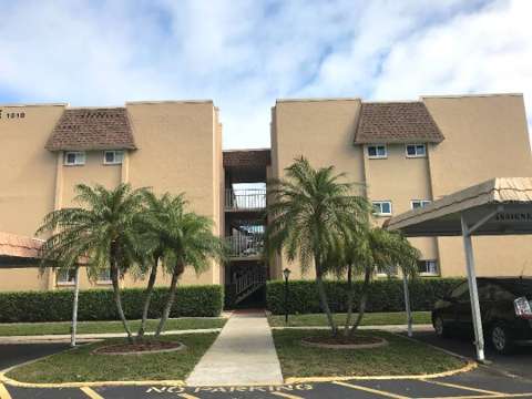 1310 Glen Oaks Drive #385E, home for sale in Sarasota 34232