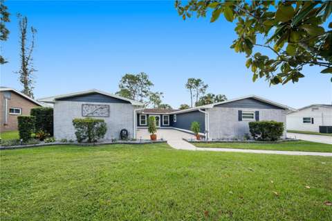 1321 Lake Miriam Drive, 4-bedroom for sale in Lakeland