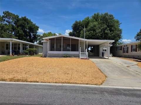 3224 Manatee Road, golf community for sale in Tavares