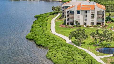 1805 Mariner Drive #53, home for sale in Tarpon Springs 34689