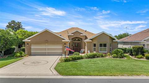 8481 SE 168Th Kittredge Loop, home for sale on SE 168Th Kittredge Loop
