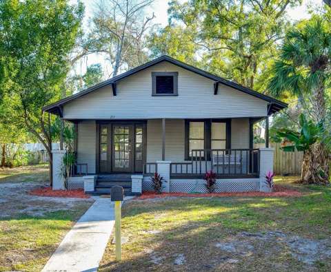 211 E Cluster Avenue, home for sale on E Cluster Avenue