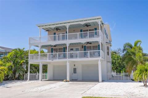 607 S Bay Boulevard, home for sale on S Bay Boulevard