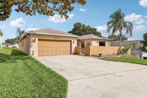 1665 Golfside Village Boulevard, pool for sale in Apopka