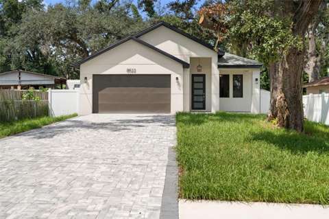 8522 N Ashley Street, home for sale on N Ashley Street