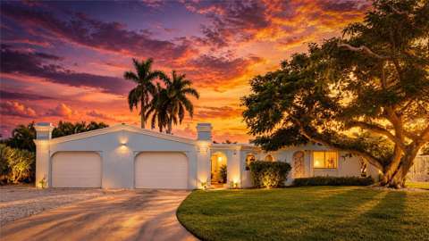 517 71St Street, home for sale in Holmes Beach 34217