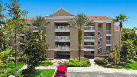 7600 Cabana Court #304, golf community for sale in Kissimmee