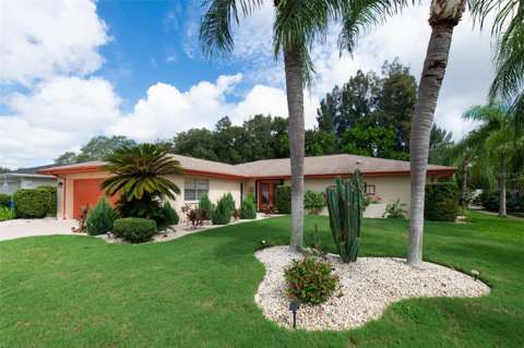 207 Amesbury Circle, pool for sale in Sun City Center