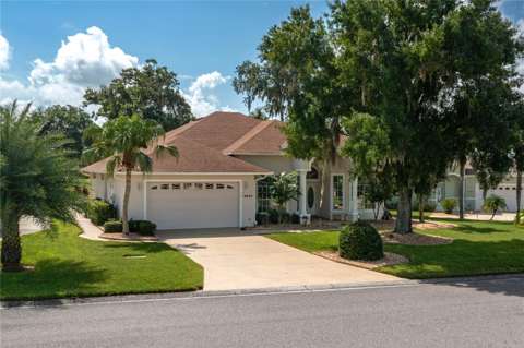 6803 Hermitage Drive, home for sale in Lakeland 33810