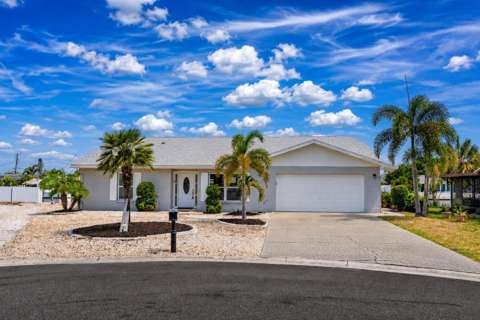 805 Leisey Circle, waterfront for sale in Ruskin