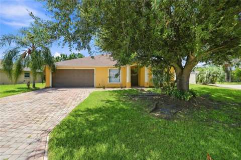 106 Majestic Gardens Court, home for sale in Winter Haven 33880