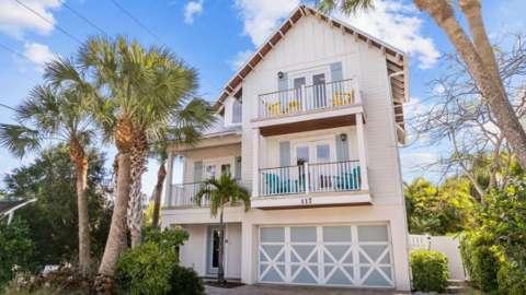 117 Willow Avenue, 4-bedroom for sale in Anna Maria