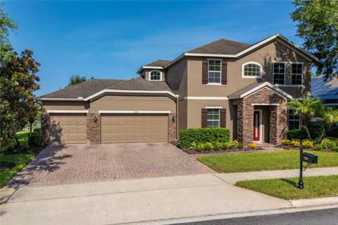 2202 Redmark Lane, pool for sale in Winter Garden