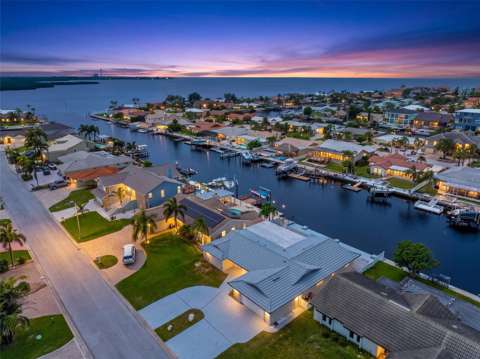 5041 Cabrilla Court, waterfront for sale in New Port Richey