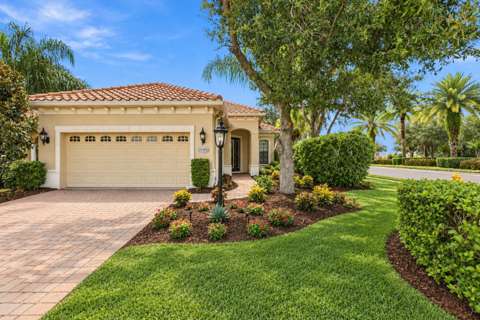 14406 Whitemoss Terrace, golf community for sale in Lakewood Ranch