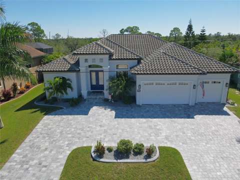 319 Trieste Drive, waterfront for sale in Punta Gorda