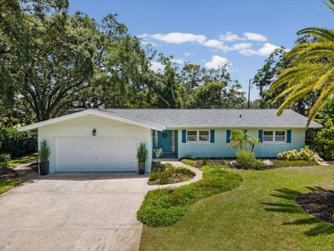 2285 Watrous Drive, golf community for sale in Dunedin