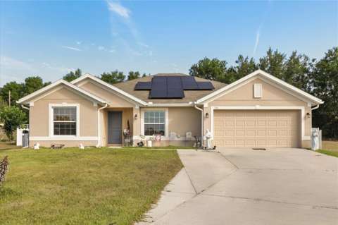 906 Edith Drive, pool for sale in Fruitland Park