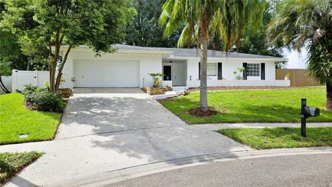 410 Broadview Avenue, 4-bedroom for sale in Altamonte Springs