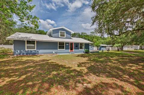 121 Daren Drive, $300k–$500k for sale in Palatka