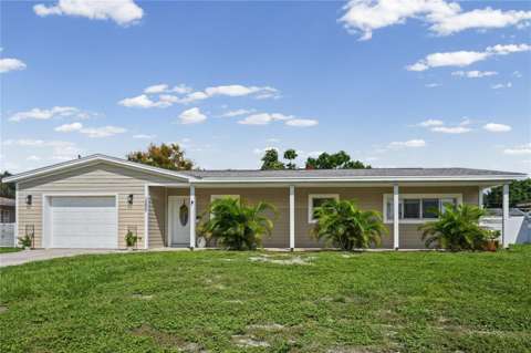 13833 Dominica Drive, home for sale in Seminole 33776