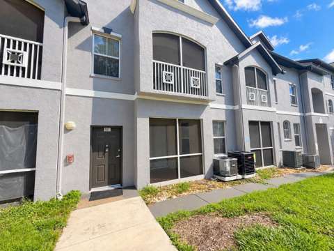 5001 Sunridge Palms Drive, starter home for sale in Tampa