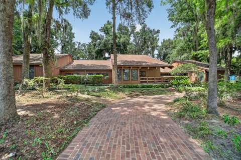 2411 SE 15Th Street, home for sale on SE 15Th Street