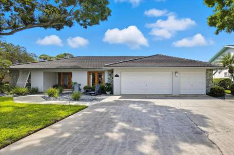 2900 Sandpiper Place, 4-bedroom for sale in Clearwater