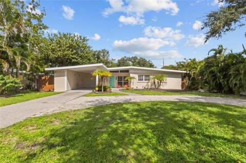 2857 Wood Street, home for sale in Sarasota 34237