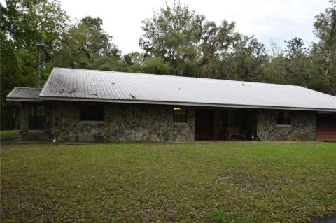 8650 NW 136Th Avenue, home for sale in Chiefland 32626