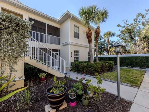 800 Gardens Edge Drive #814, starter home for sale in Venice